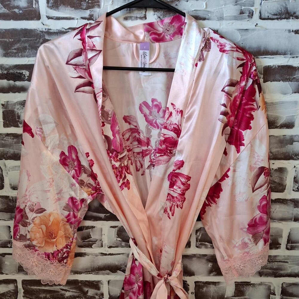 Lilac & London Small Satin Short Robe Pink Floral Belt Lace 3/4 Sleeves